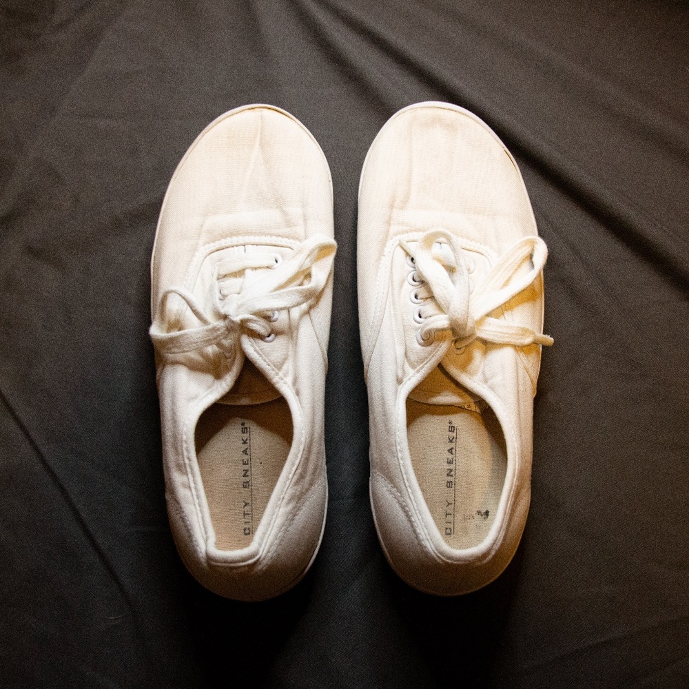 white off-brand Keds